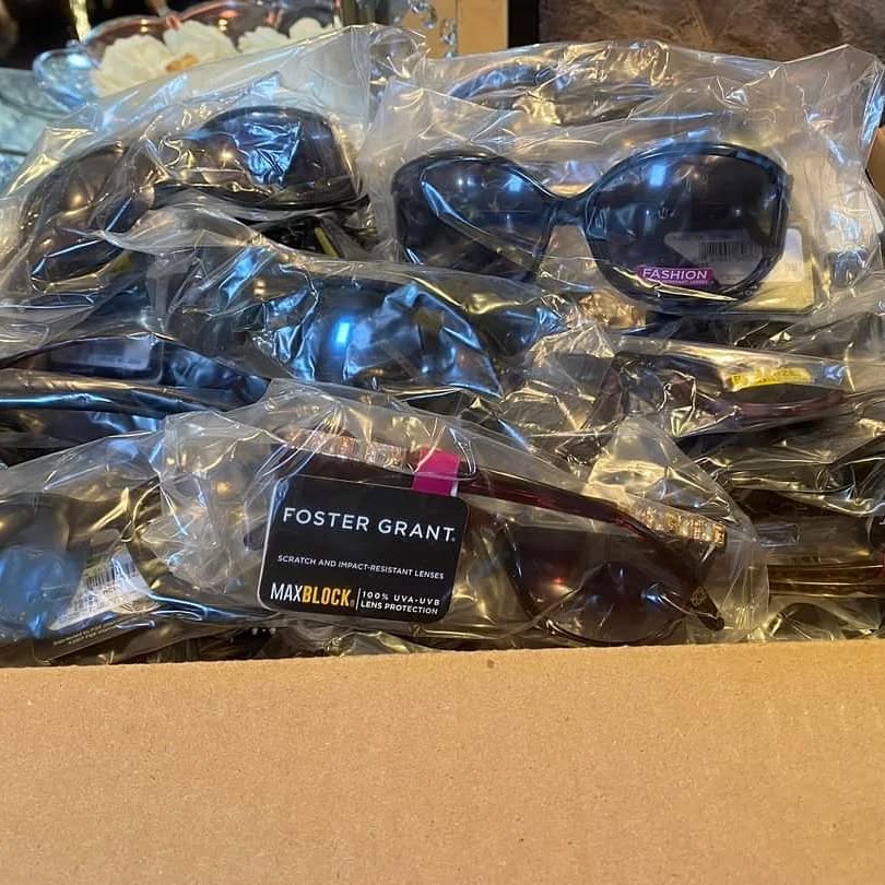278151682_445506180595338_158813455954441835_n Brand New Sunglasses Pallet – Wholesale - Image 4