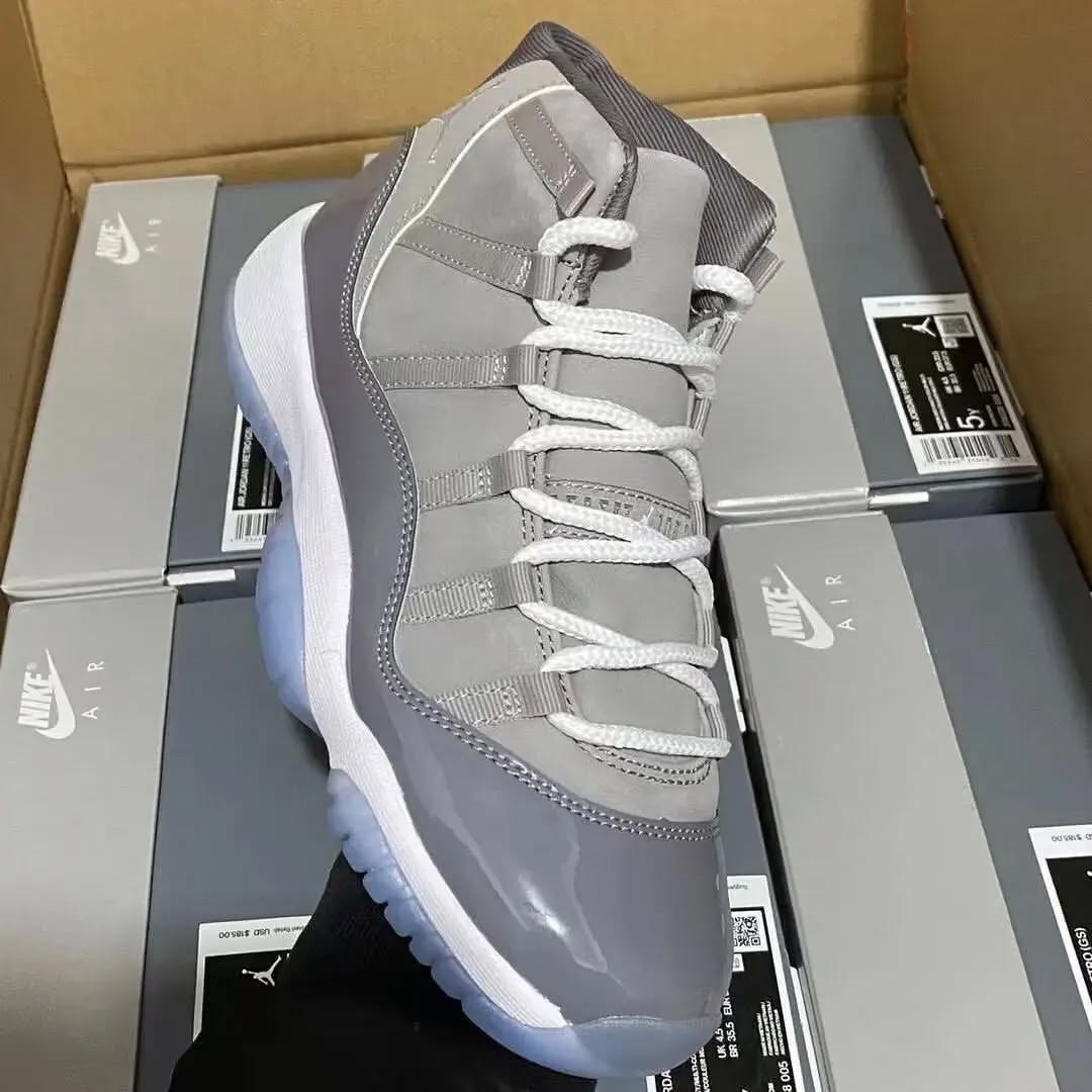 293851343_586291669714250_8997727196609551741_n WMNS Air Jordans 11 Pallet - Image 2
