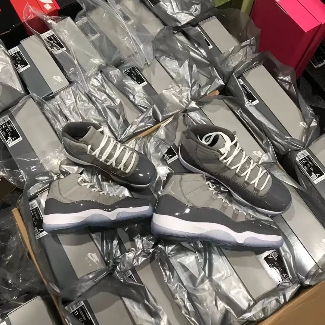 294014779_1042053299828910_8159358327733715169_n WMNS Air Jordans 11 Pallet - Image 1