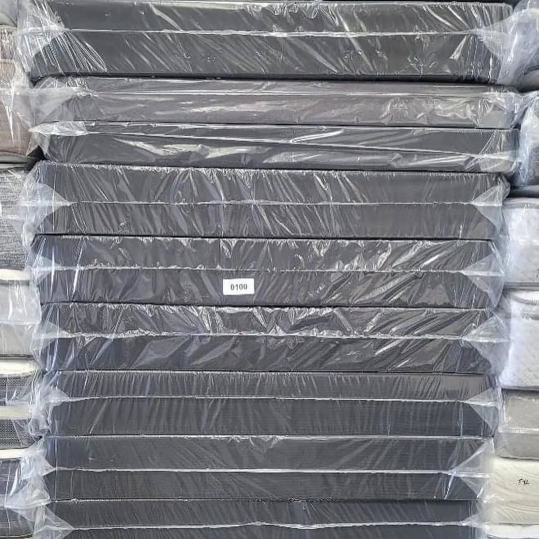 296242975_380356864247909_3161995357811487367_n Mattress/Foundation Pallets – Wholesale - Image 3