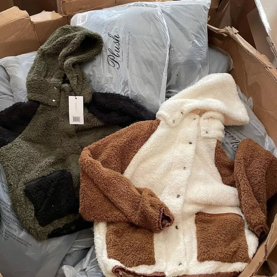 306452503_1316334735773957_724513435092709187_n Sherpa Jackets – PLUSH Pallet - Image 2