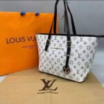 Designer Handbags – Luxury Wholesale Pallets - Image 6