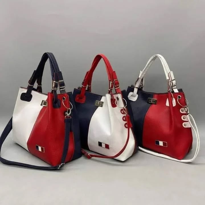 317633206_899785044706929_8450617405122771135_n Designer Handbags – Luxury Wholesale Pallets - Image 5