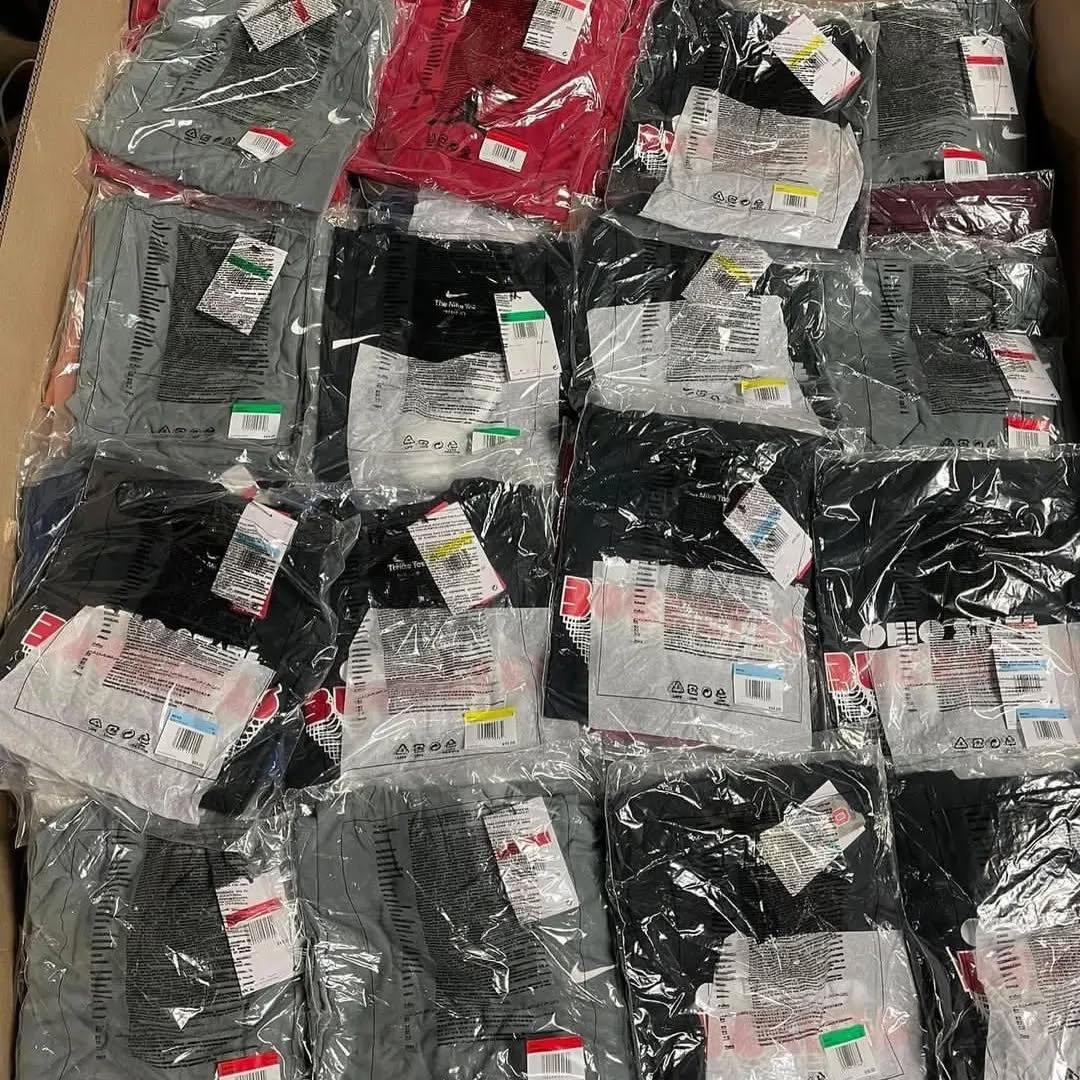 327959747_1522840064875882_8370466819749639656_n Nike Men’s Shirts Pallets – Wholesale Liquidation - Image 5