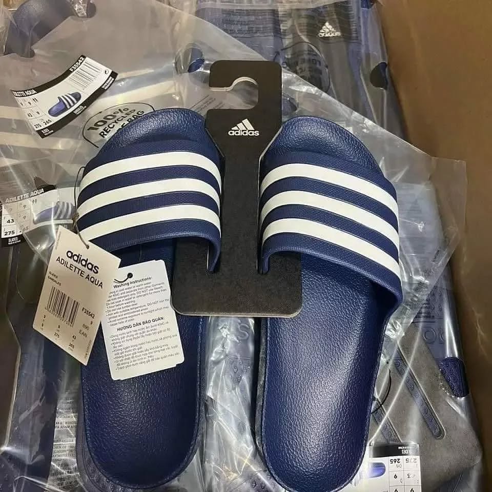 331151176_1615924568879275_8715048905961152555_n Authentic Adidas Sandals – Wholesale Pallets - Image 3