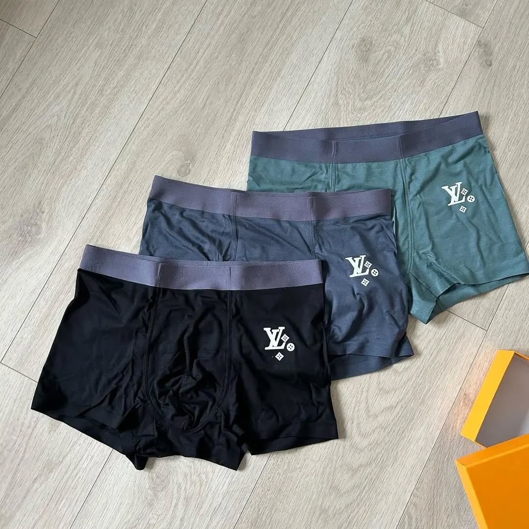 382290781_6888617331217565_1703473049614214364_n Authentic Luxury Underwears – Wholesale Pallets - Image 8