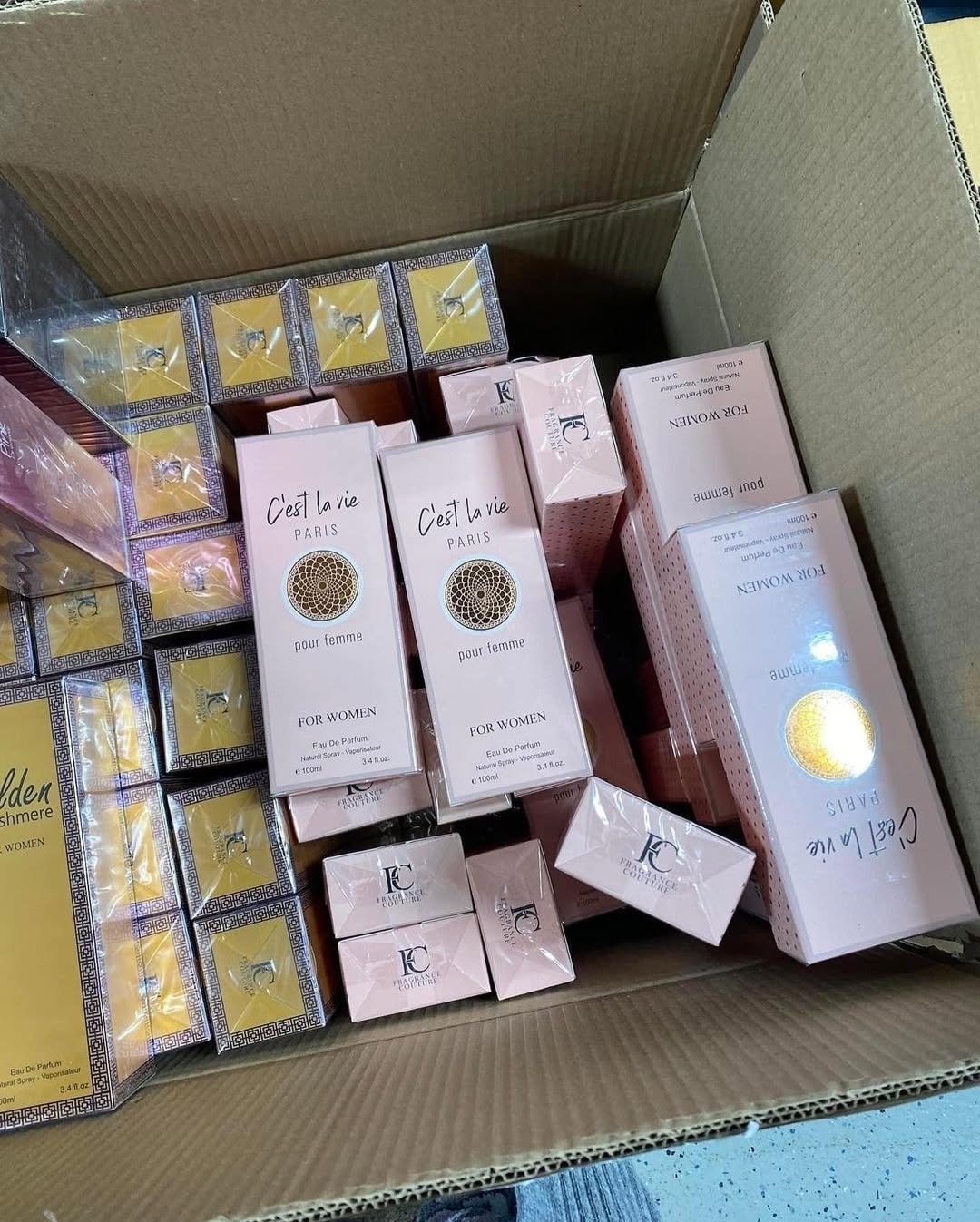 472212731_591373506821998_7922250179454384161_n Assorted Perfume & Cologne 3.4oz Pallets – Wholesale - Image 2