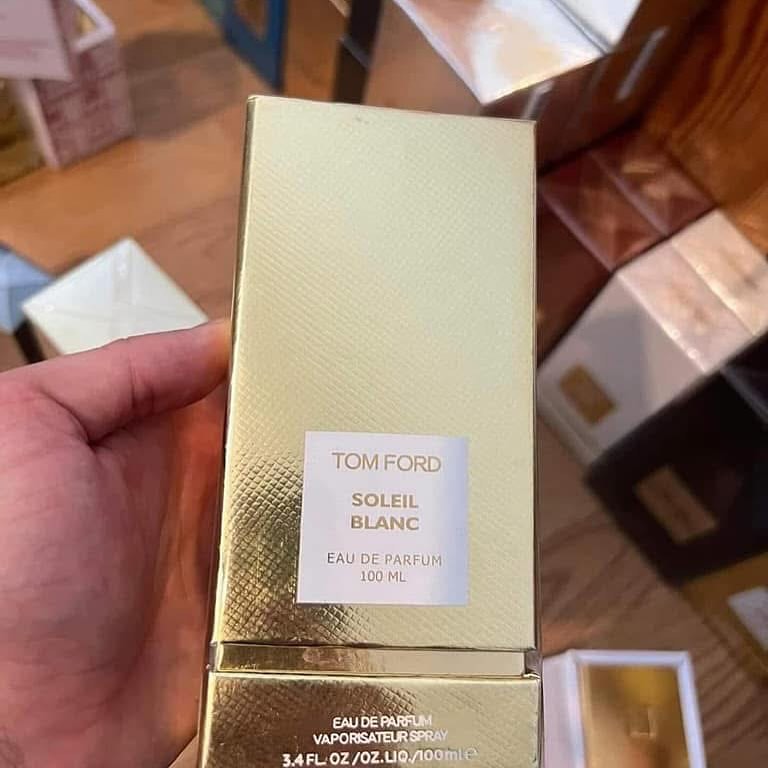 480151419_18056952722484561_3942719867403687275_n Authentic Wholesale Perfume Pallets - Image 8