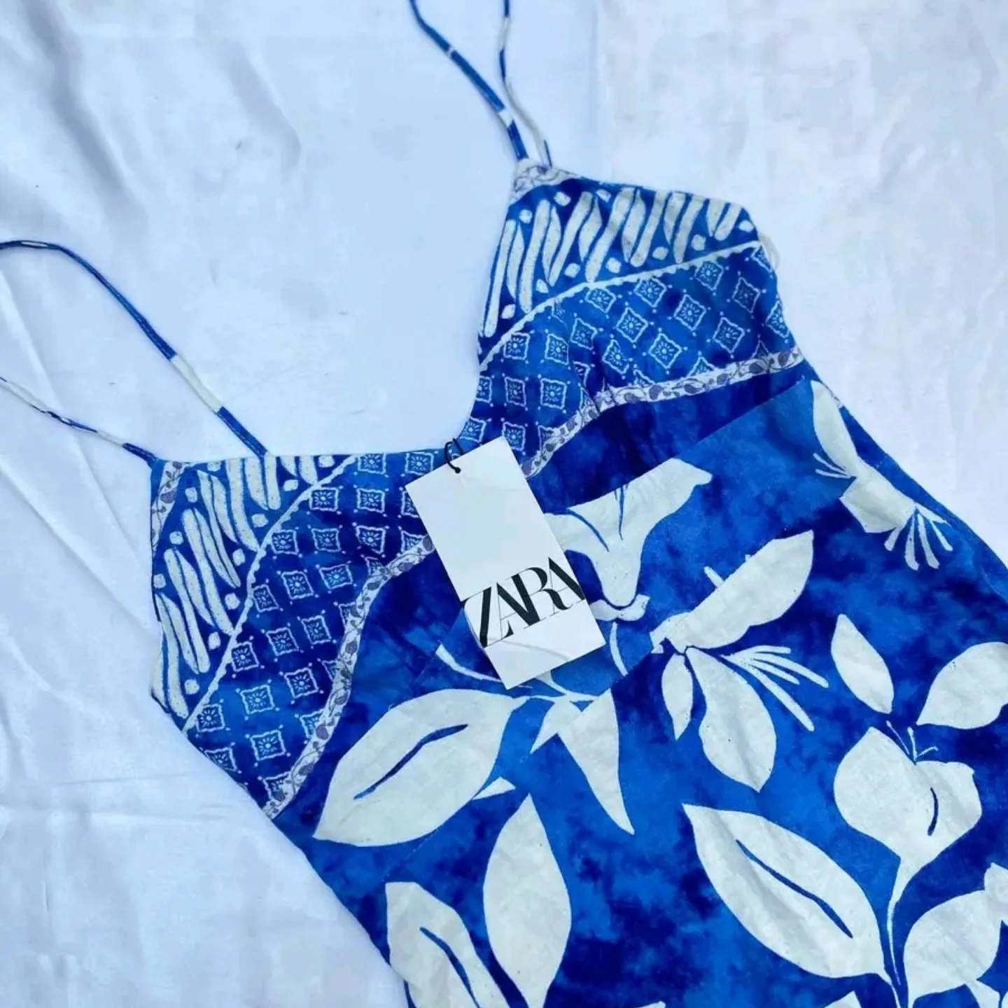 485635116_17957545571922326_7065780415712591420_n Zara Clothes Pallets – Wholesale - Image 5