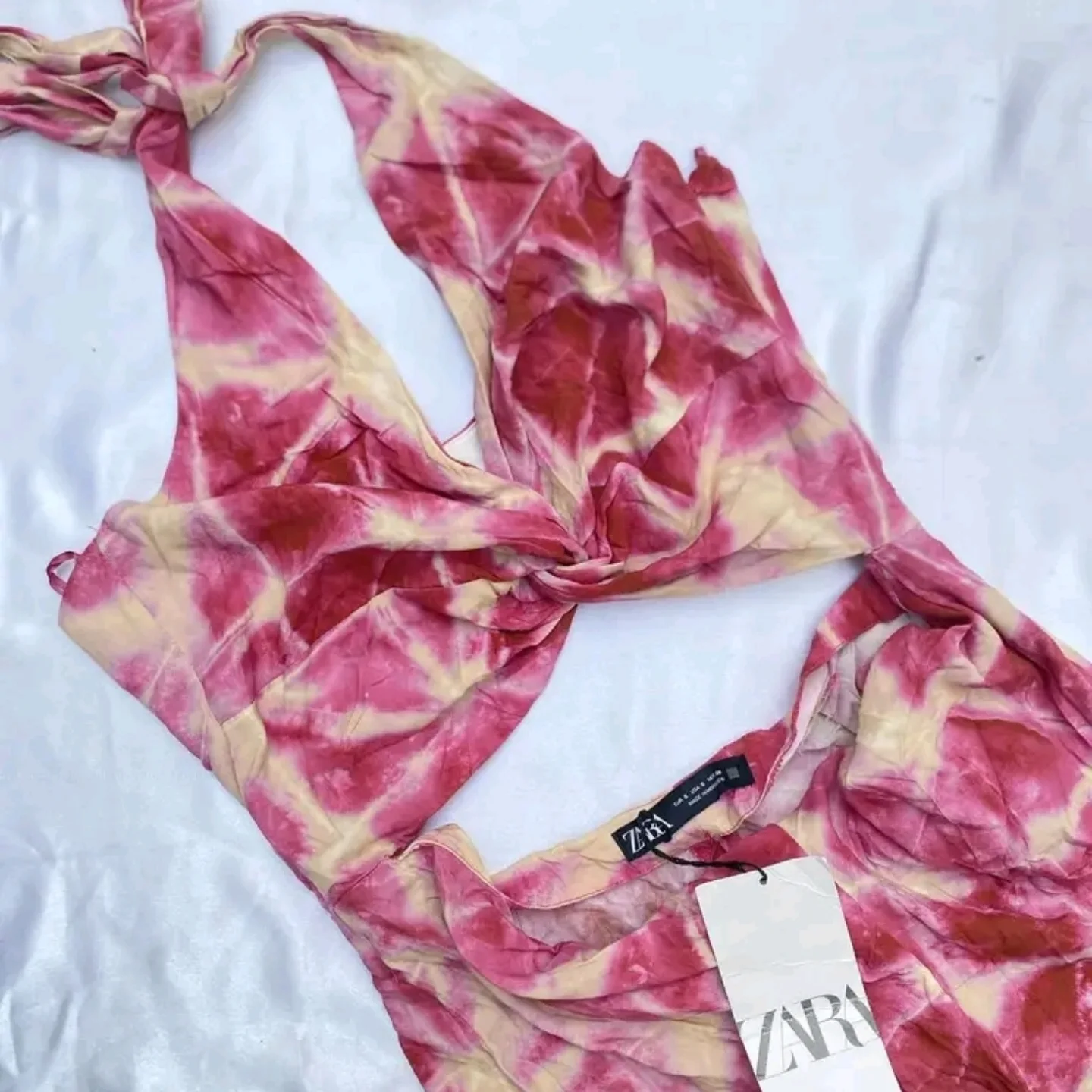 486690344_17957545541922326_9048227994607990510_n Zara Clothes Pallets – Wholesale - Image 3