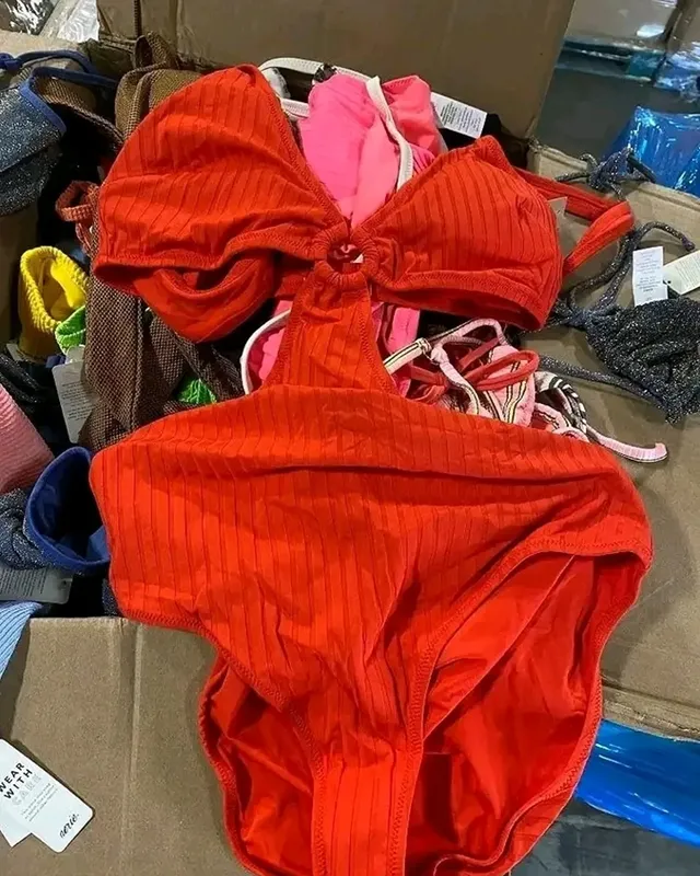 497383117_17963024390922326_735446347927838478_n Mixed Swimsuits Pallet – Wholesale - Image 3