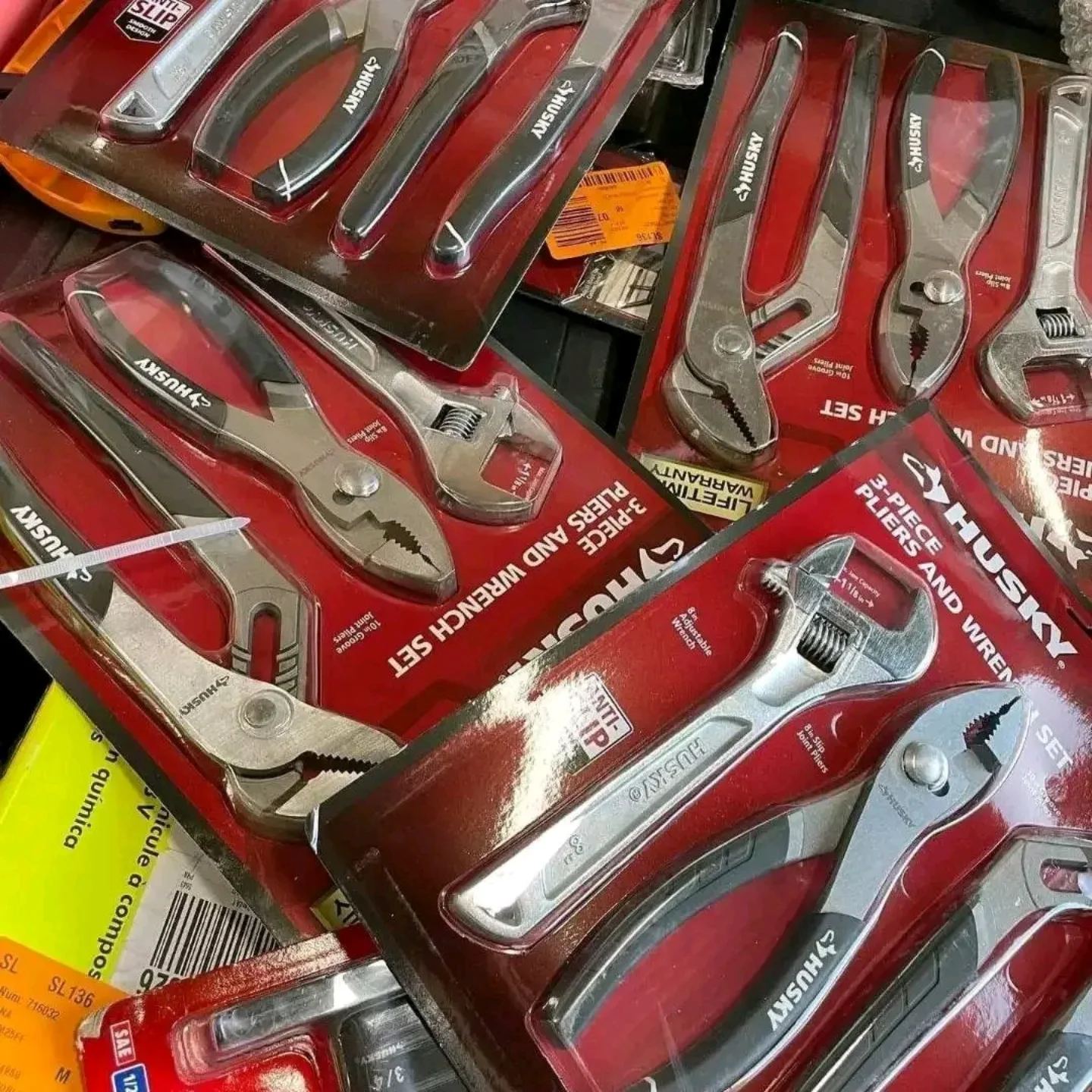 498122237_17963276411922326_8422506947044609632_n Husky Mechanic Tool Set Pallet - Image 2