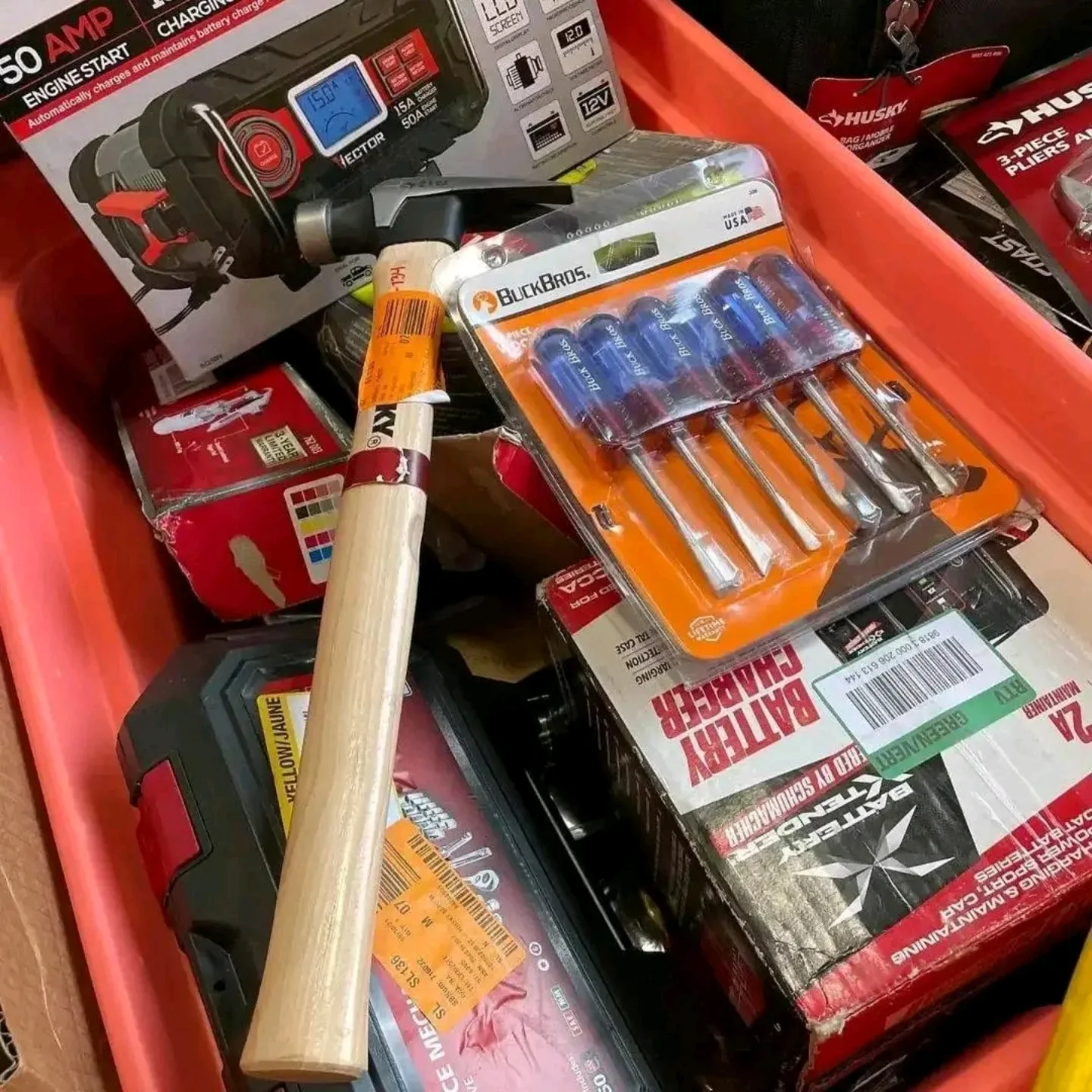499369901_17963276438922326_8492843237190861794_n Husky Mechanic Tool Set Pallet - Image 1