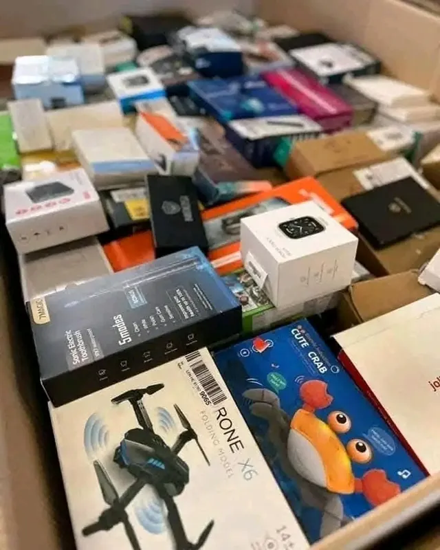 503326054_17965787057922326_308111645567836016_n Amazon Electronic Devices Pallet – Wholesale Bundle - Image 5