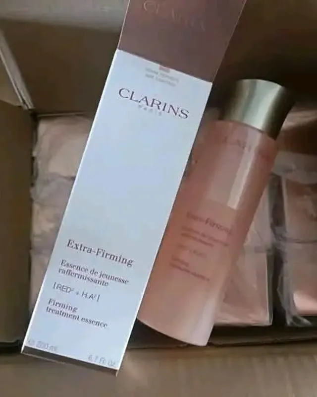 503404358_17965651769922326_1095207129058031594_n Luxury Skincare & Makeup - Cosmetic Pallet - Image 16