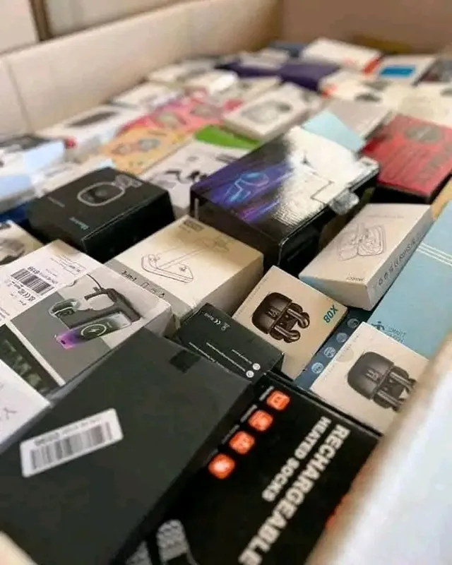 503433807_17965787066922326_1218793251171797344_n Amazon Electronic Devices Pallet – Wholesale Bundle - Image 6