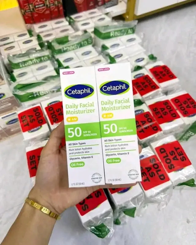 503852297_17965786592922326_5212712442357557323_n Cetaphil Skincare Cosmetics – Wholesale Pallets - Image 2