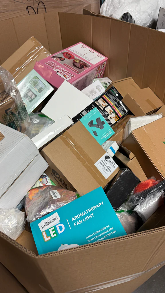 explore-savings-with-amazon-bulk-truck-load-amazon-lpn-high-count-5ft-26-pallets-liquidationdeals-ca-1125513899_1024x1024 Amazon LPN high count 5Ft 26 pallets - Image 11