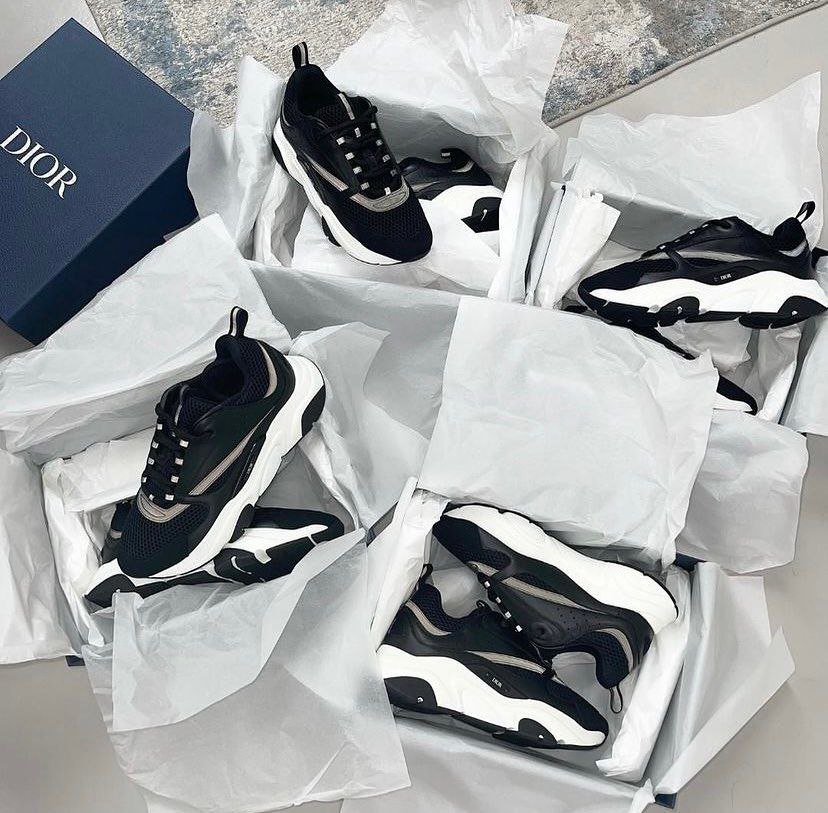 photo_2023-07-06_06-39-05 Wholesale Christian Dior Shoes Liquidation Pallets - Image 2