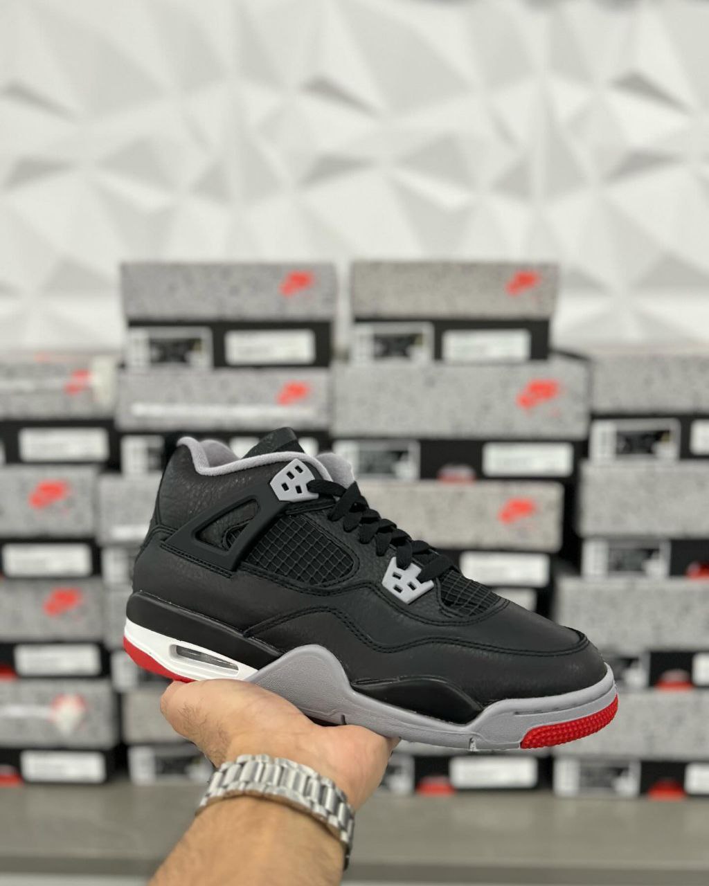 photo_2024-06-21_06-15-24 Wholesale Jordan Shoes Liquidation Pallets - Image 3