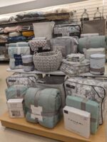 Wholesale Bedding Sets Liquidation Pallets - Image 3