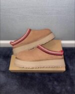 Wholesale Ugg Shoes Liquidation Pallets - Image 3