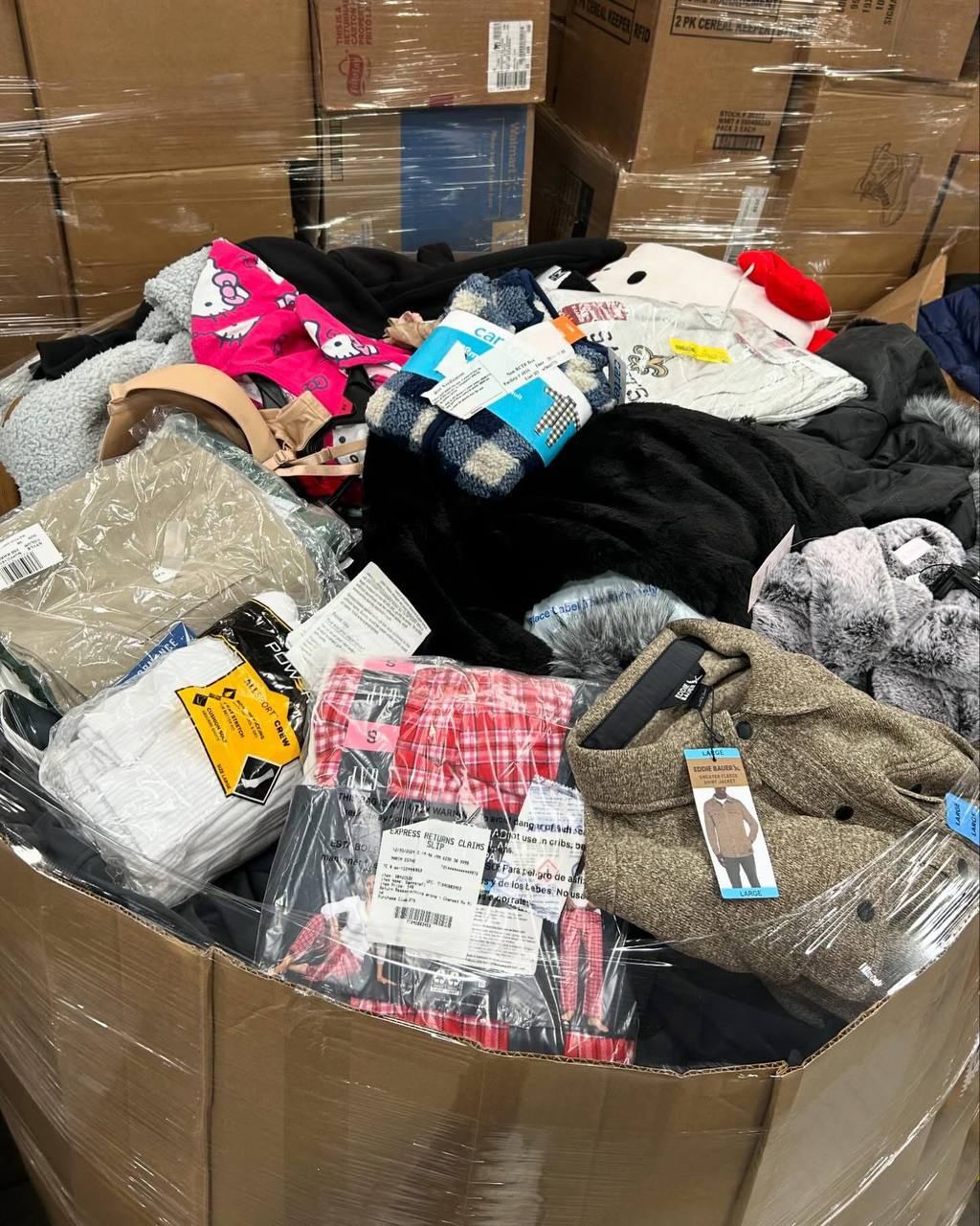 tar2 Target Clothing Liquidation Pallets - Wholesale - Image 2