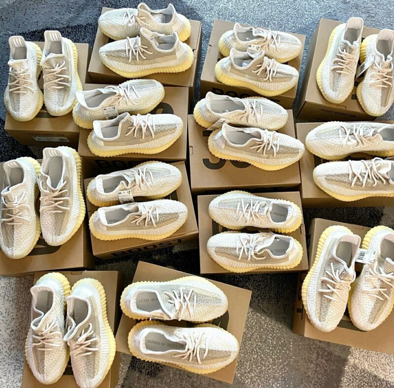 y3 Wholesale YEEZY Shoes Liquidation Pallets - Image 3