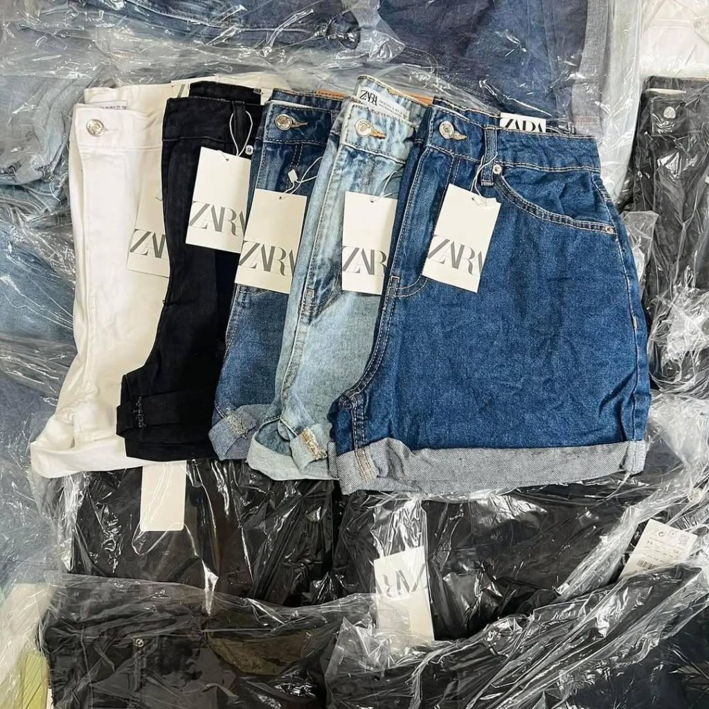 z3-1024x1024 Zara Clothing Liquidation Pallets - Wholesale - Image 3